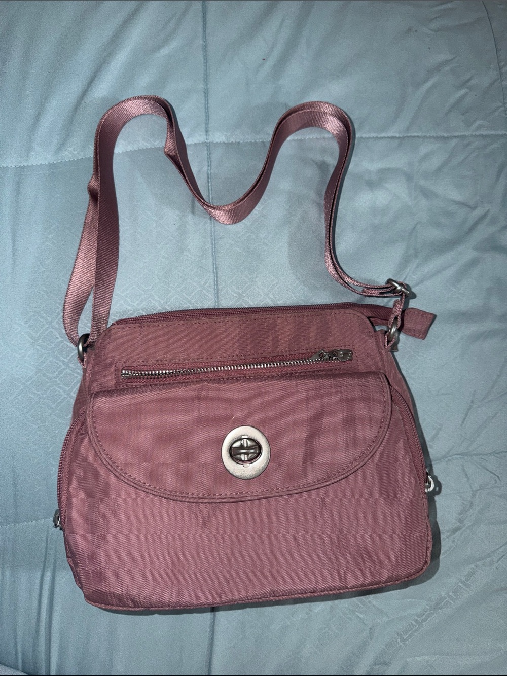 Baggallini Dusty Rose Crossbody Bag with Silver Hardware